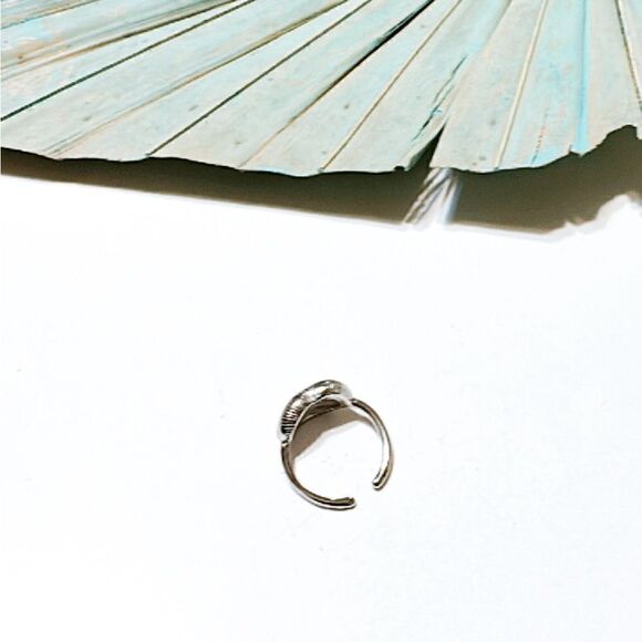 Silver lips ring M365 - Picture 5 of 5